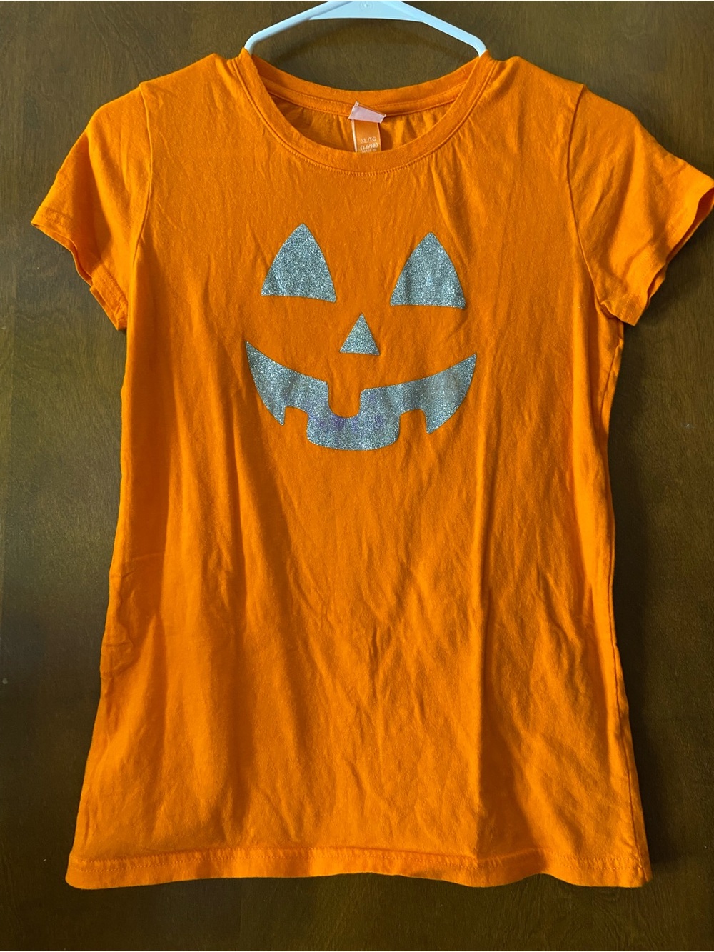 Source Unknown Halloween Orange Tee with Silver Glitter Jack-o'-Lantern Face